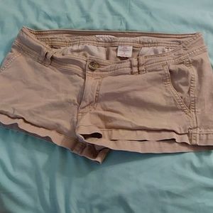 Khaki short shorts